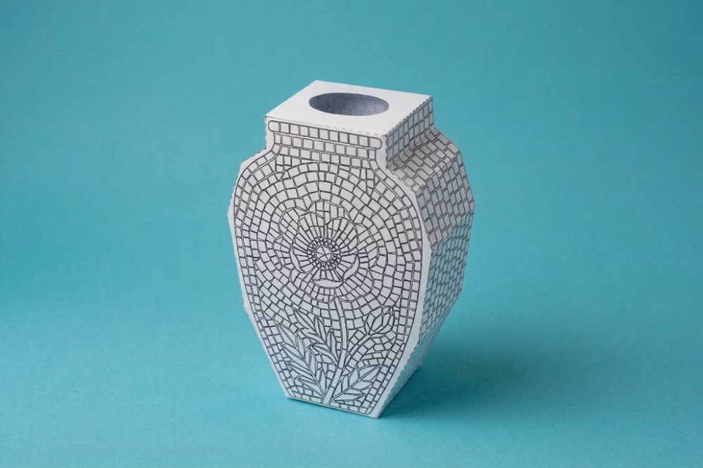 vaza 3d model 002 Printable 3D mosaic vase template for coloring and paper crafting.